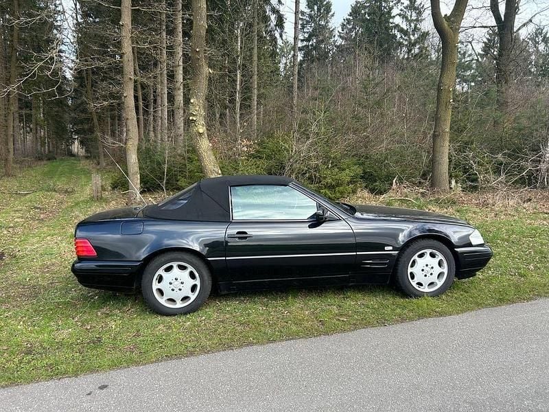 Gebraucht Mercedes SL280 193 PS (141 kW) 1999 Schwarz Cabrio