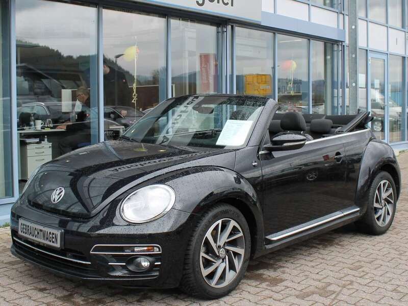 Deep black perleffekt Gebraucht 2018 VW Beetle Sound Cabrio | 16.490 € (Fairer Preis) - Bild 1/4