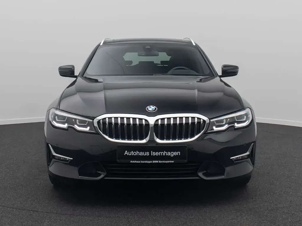 Gebraucht BMW 330 Luxury Line 286 PS (210 kW) 2021 Schwarz Limousine