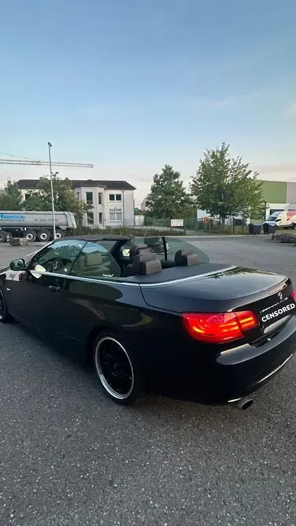 Gebraucht BMW 320 Cabriolet 170 PS (125 kW) 2010 Schwarz Cabrio