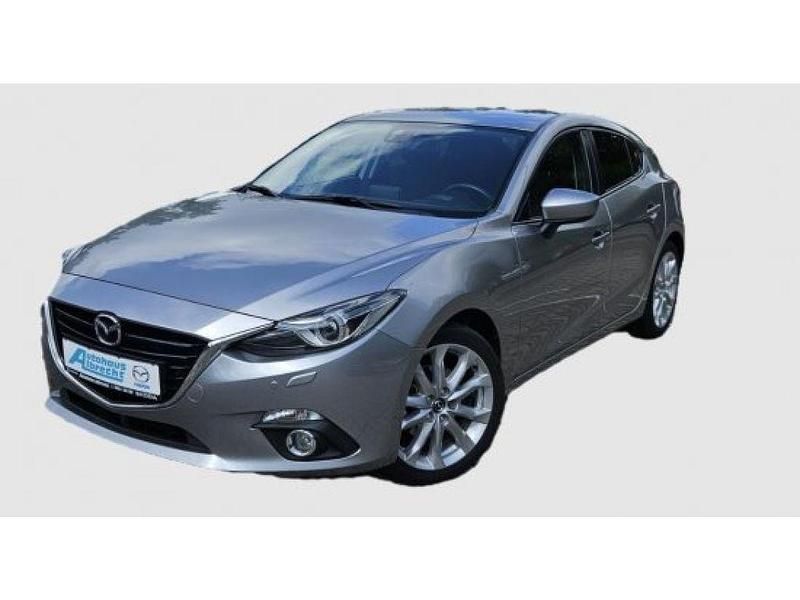 Plutossilber metallic (metallic) Gebraucht 2015 Mazda 3 Sports-Line Limousine | 14.950 € (Teuer) - Bild 1/4