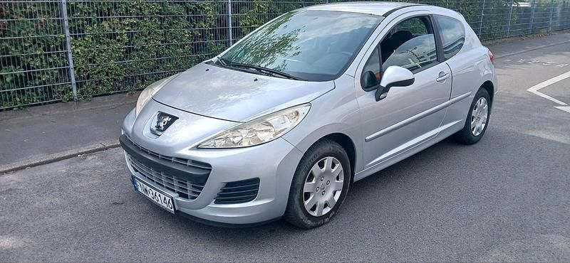 Silber Gebraucht 2010 Peugeot 207 Kleinwagen | 1.950 € (Fairer Preis) - Bild 1/4