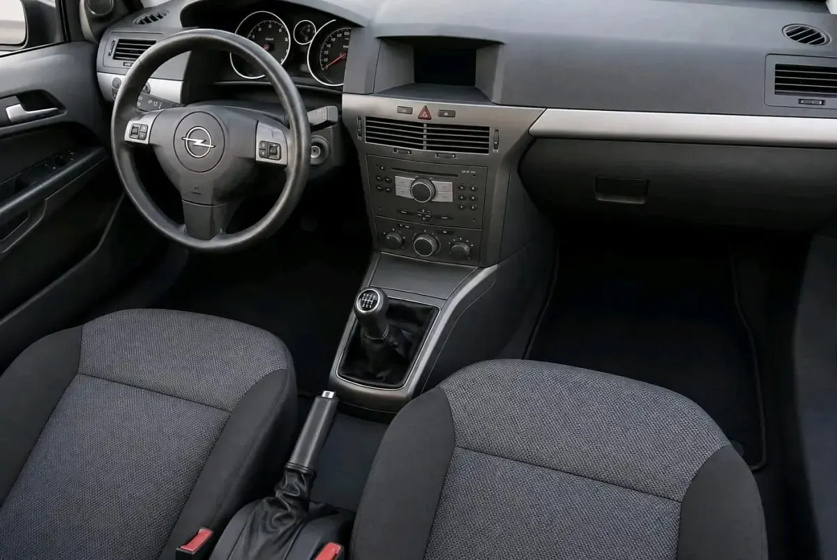 Gebraucht Opel Astra 90 PS (66 kW) 2006 Grau Kleinwagen