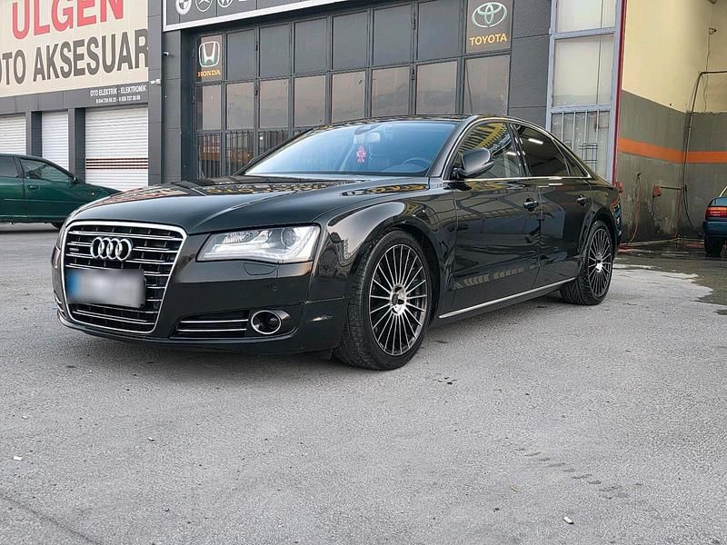 Schwarz Gebraucht 2011 Audi A8 Limousine | 15.950 € (Fairer Preis) - Bild 1/4
