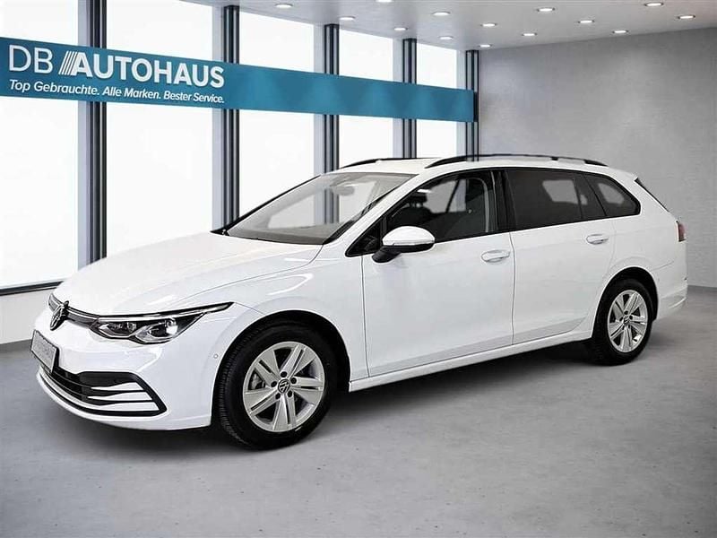 Weiß Gebraucht 2023 VW Golf VIII Life Kombi | 18.920 € (Guter Preis) - Bild 1/4