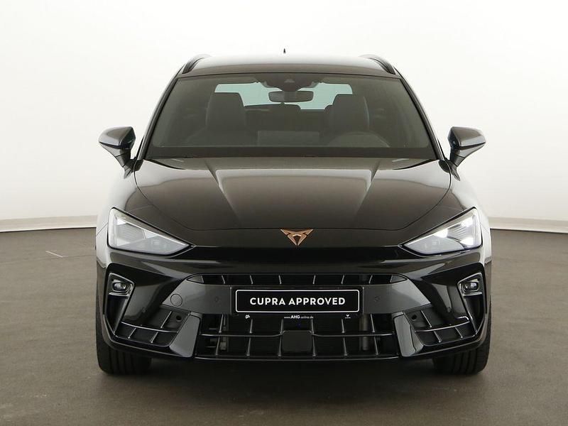 Neu Cupra Leon 150 PS (110 kW) 2025 Schwarz Limousine