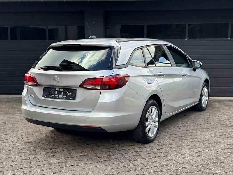 Gebraucht Opel Astra 131 PS (96 kW) 2020 Silber Limousine