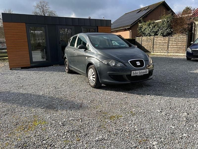 Gebraucht Seat Altea 102 PS (75 kW) 2008 Grau Limousine