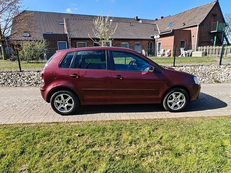 Gebraucht VW Polo Sportline 80 PS (58 kW) 2008 Rot Kleinwagen