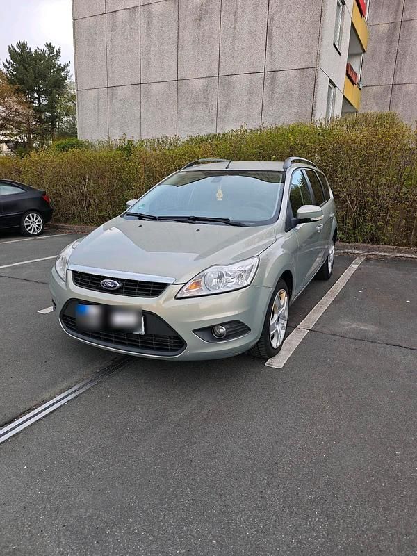 Gebraucht Ford Focus 90 PS (66 kW) 2010 Kombi