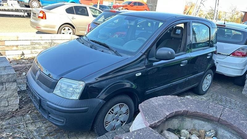 Gebraucht Fiat Panda Active 54 PS (39 kW) 2010 Schwarz Kleinwagen