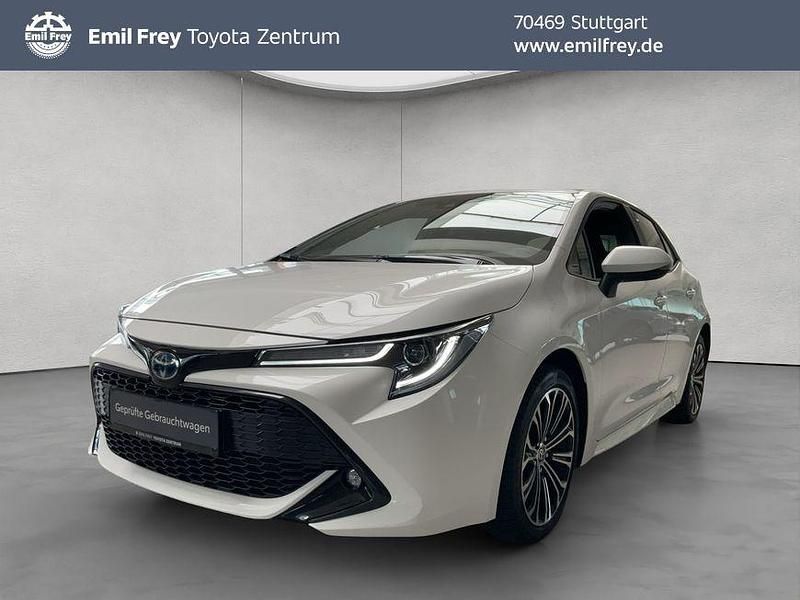 Schneeweiß Gebraucht 2022 Toyota Corolla Basis Limousine | 20.950 € (Superpreis) - Bild 1/4