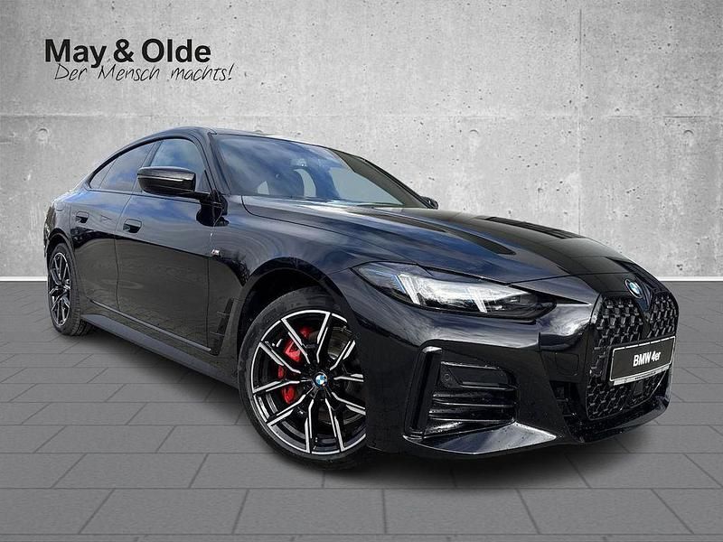 Neu BMW 430 Performance 245 PS (180 kW) 2026 Schwarz Coupé