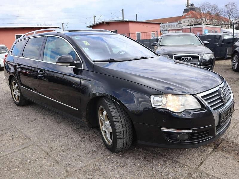 Gebraucht VW Passat Highline 140 PS (102 kW) 2008 Deep black perleffekt Kombi