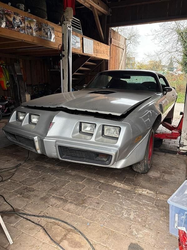 Silber Gebraucht 1979 Pontiac Trans Am Coupé | 14.750 € - Bild 1/4