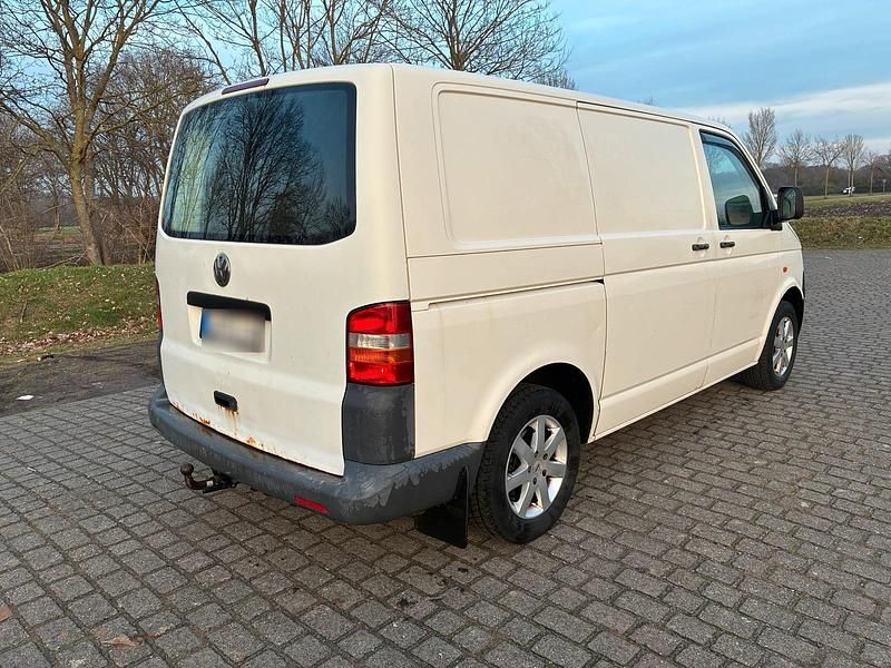 Second-hand VW Transporter 102 CP (75 kW) 2006 Alb Van