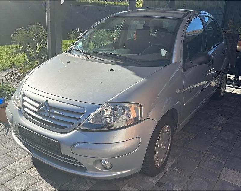 Gebraucht Citroën C3 60 PS (44 kW) 2004 Silber Kleinwagen