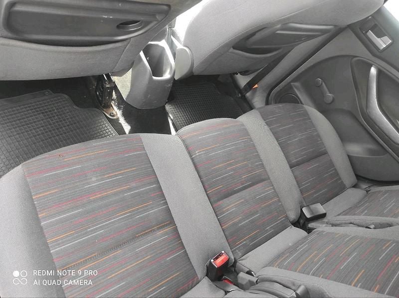 Second-hand Ford C-MAX 109 CP (80 kW) 2009 Gri Monovolum