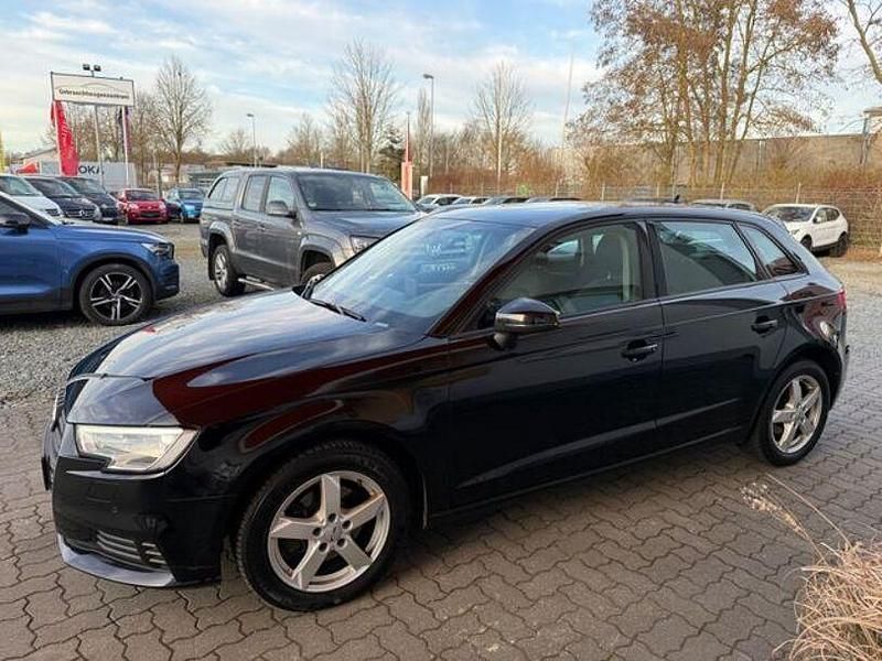 Gebraucht Audi A3 Comfort 116 PS (85 kW) 2017 Schwarz Kombi