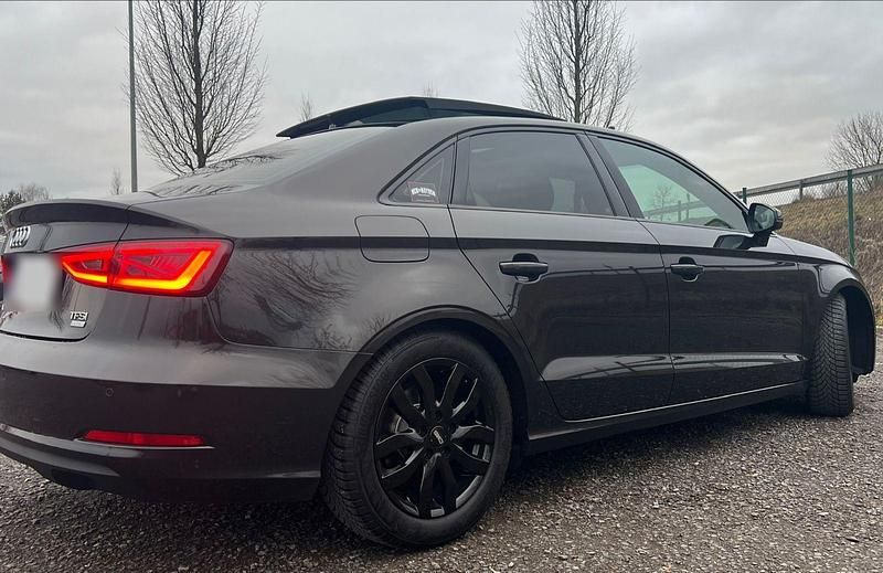 Gebraucht Audi A3 Ambiente 150 PS (110 kW) 2016 Braun Limousine