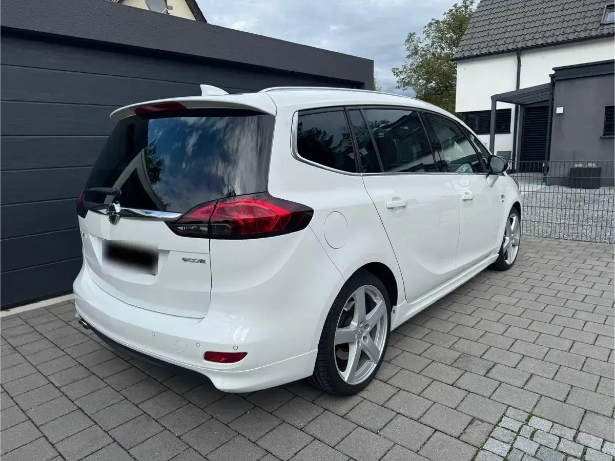 Gebraucht Opel Zafira Tourer OPC 170 PS (125 kW) 2017 Weiß Van / Kleinbus