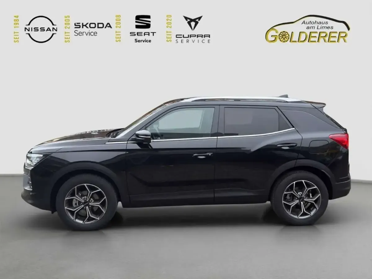 Neu KGM Korando 163 PS (119 kW) 2026 Schwarz SUV