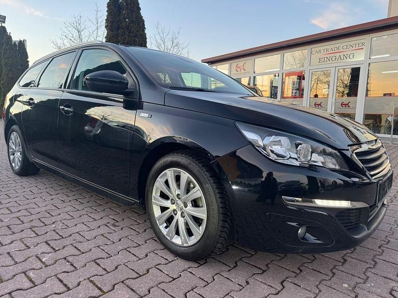 Gebraucht Peugeot 308 SW Style 120 PS (88 kW) 2017 Schwarz Kombi