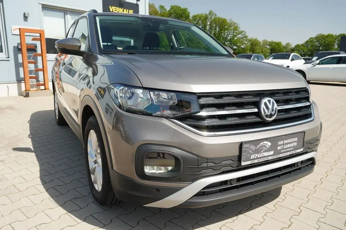 Gebraucht VW T-Cross Life 116 PS (85 kW) 2020 Grau SUV