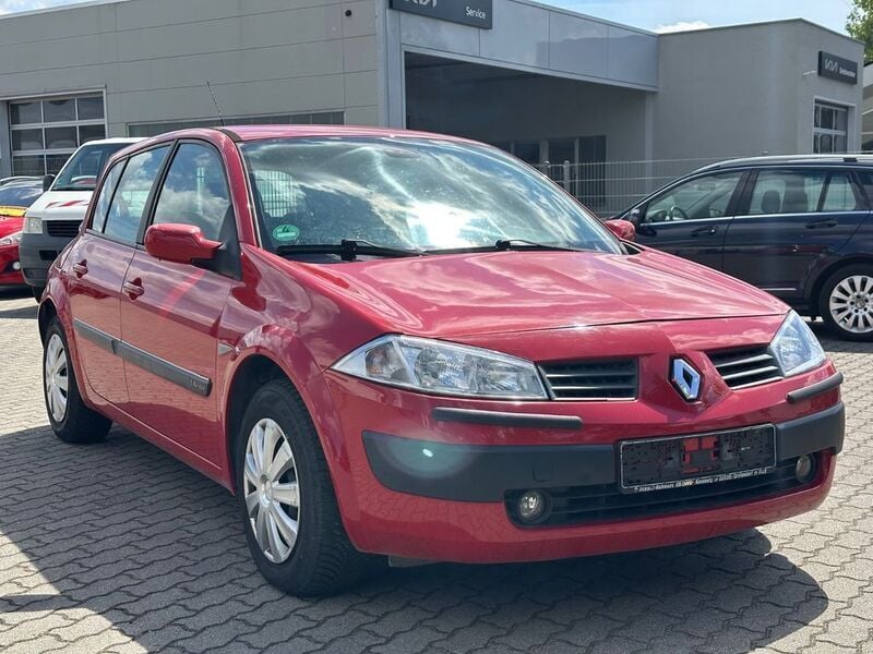 Rot Gebraucht 2003 Renault Mégane II Authentique Limousine | 1.490 € (Guter Preis) - Bild 1/4