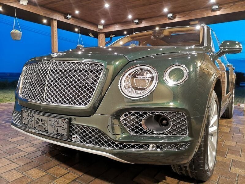 Gebraucht Bentley Bentayga 608 PS (447 kW) 2016 Grün SUV