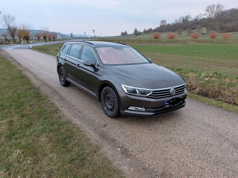 Gebraucht VW Passat Comfortline 150 PS (110 kW) 2016 Braun Kombi