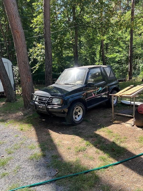 Schwarz Gebraucht 1992 Suzuki Vitara SUV | 4.300 € - Bild 1/4
