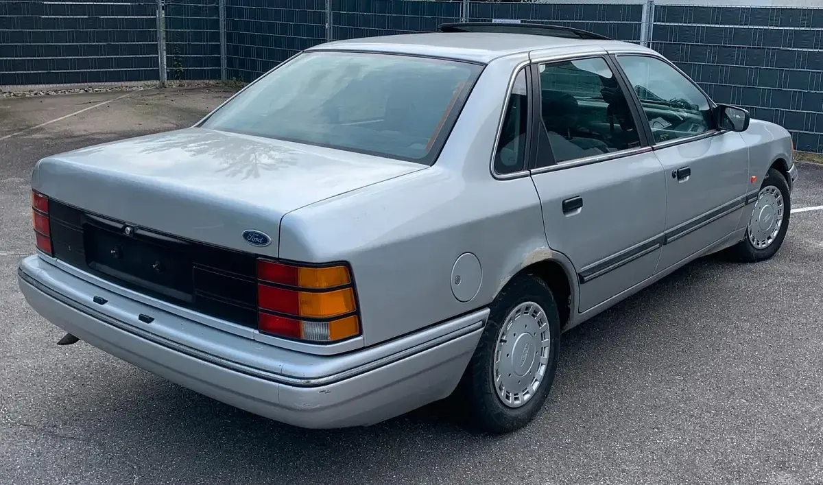 Gebraucht Ford Scorpio 120 PS (88 kW) 1991 Silber Limousine