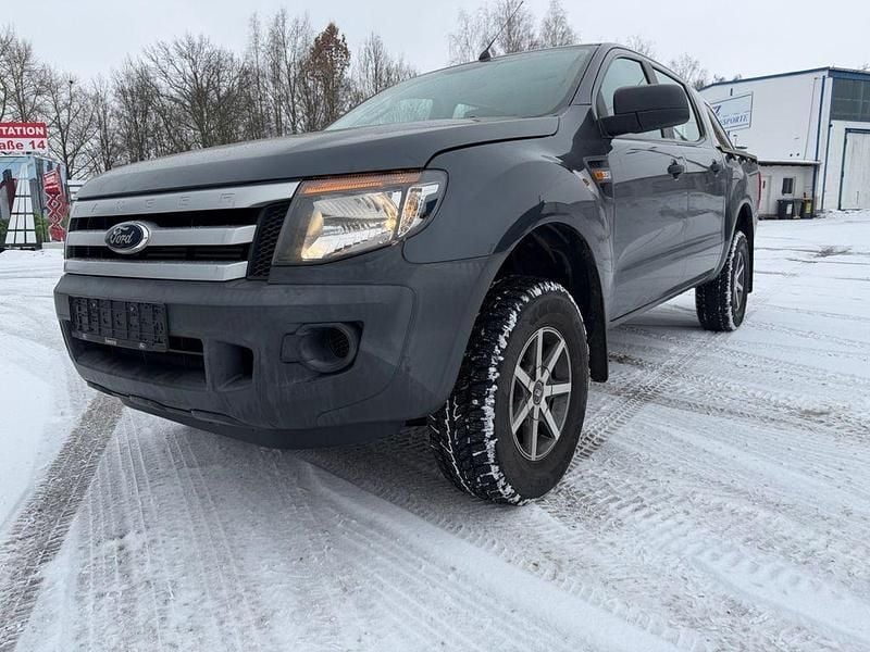Grau Gebraucht 2012 Ford Ranger XL Abholung | 9.950 € (Fairer Preis) - Bild 1/4