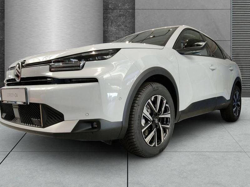 Neu Citroën C4 131 PS (96 kW) 2025 Okenit weiß met. SUV