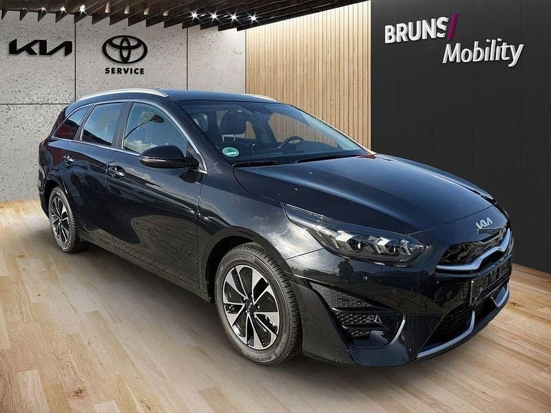 Gebraucht Kia Ceed Sportswagon 140 PS (102 kW) 2022 Schwarz Kombi