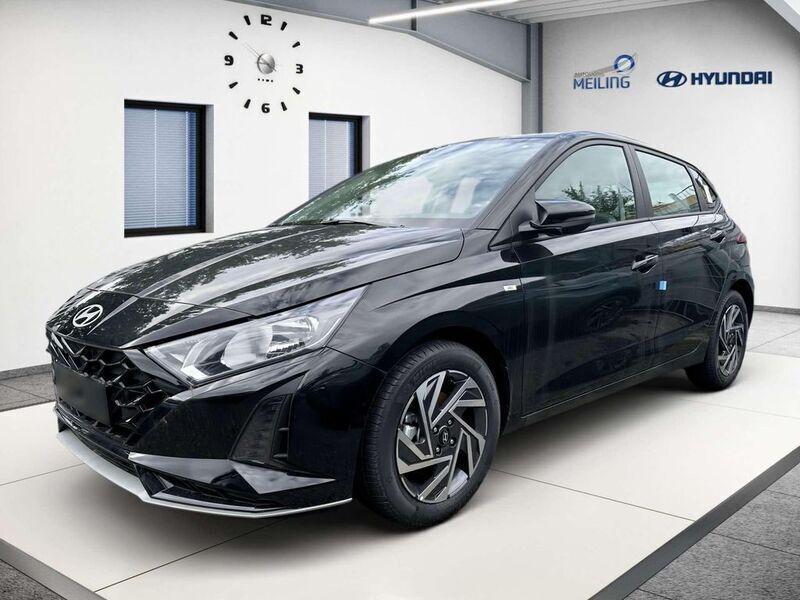 Schwarz Gebraucht 2024 Hyundai i20 Trend Limousine | 20.649 € (Fairer Preis) - Bild 1/4