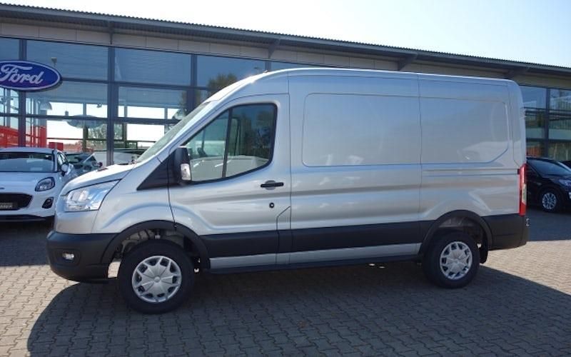 Gebraucht Ford E-Transit Trend 135 kW (184 PS) 2024 Silber Van