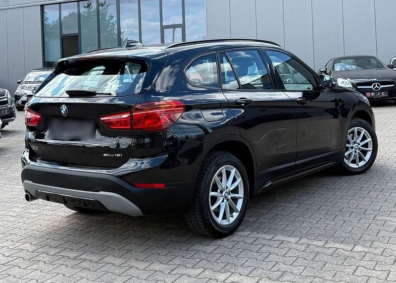 Gebraucht BMW X1 140 PS (102 kW) 2018 Schwarz SUV
