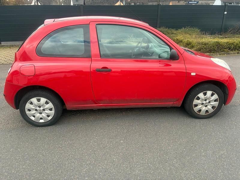 Gebraucht Nissan Micra 65 PS (47 kW) 2006 Rot Kleinwagen