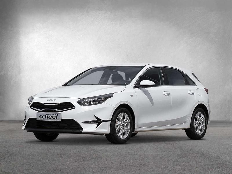 Second-hand Kia Ceed Vision 101 CP (74 kW) 2025 Alb Hatchback