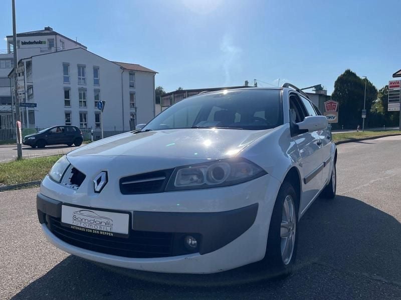 Weiß Gebraucht 2009 Renault Mégane GrandTour Avantage Kombi | 1.490 € (Fairer Preis) - Bild 1/4