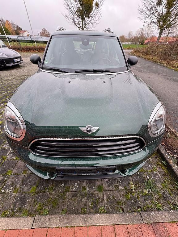 Grün Gebraucht 2017 Mini One D Countryman SUV | 18.000 € (Fairer Preis) - Bild 1/3