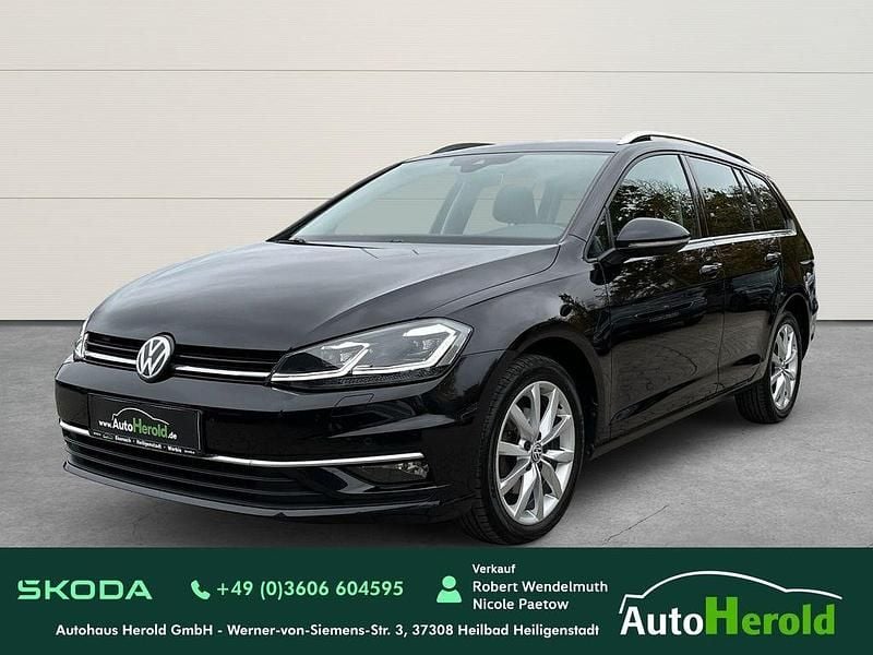 Deep black Gebraucht 2019 VW Golf VII Highline Kombi | 18.490 € (Fairer Preis) - Bild 1/4
