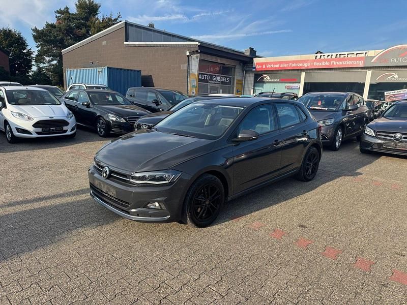 Uranograu/cinza urano Gebraucht 2019 VW Polo Highline Kleinwagen | 13.950 € (Fairer Preis) - Bild 1/4