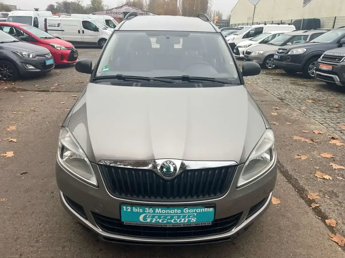 Gebraucht Skoda Roomster Plus Edition 86 PS (63 kW) 2012 Beige Van / Kleinbus