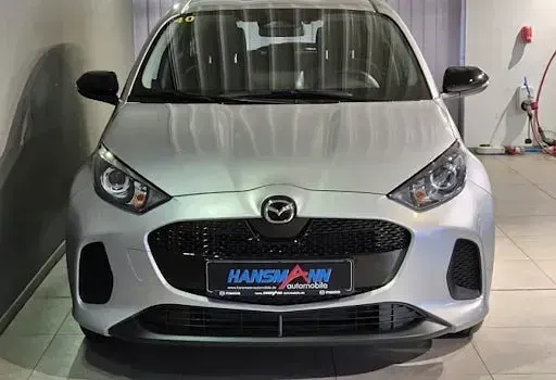 Neu Mazda 2 Center-Line 116 PS (85 kW) 2025 Silber Limousine