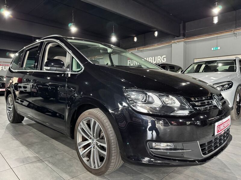 Schwarz Gebraucht 2015 VW Sharan Highline Van / Kleinbus | 15.400 € (Guter Preis) - Bild 1/4