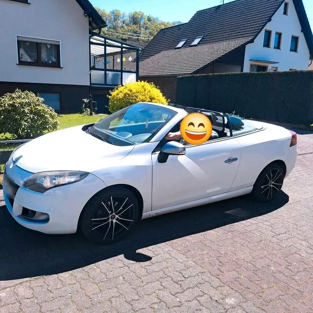 Gebraucht Renault Mégane Cabriolet GT 160 PS (117 kW) 2012 Weiß Cabrio