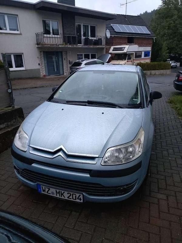 Grau Gebraucht 2008 Citroën C4 Style Limousine | 4.000 € (Etwas zu teuer) - Bild 1/4